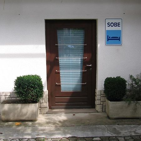 Guest House Roze Ilirska Bistrica Luaran gambar